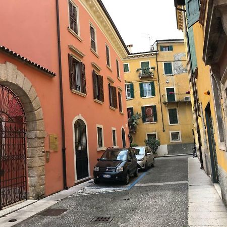 Verona'S Central Apartment Behind The Arena ภายนอก รูปภาพ