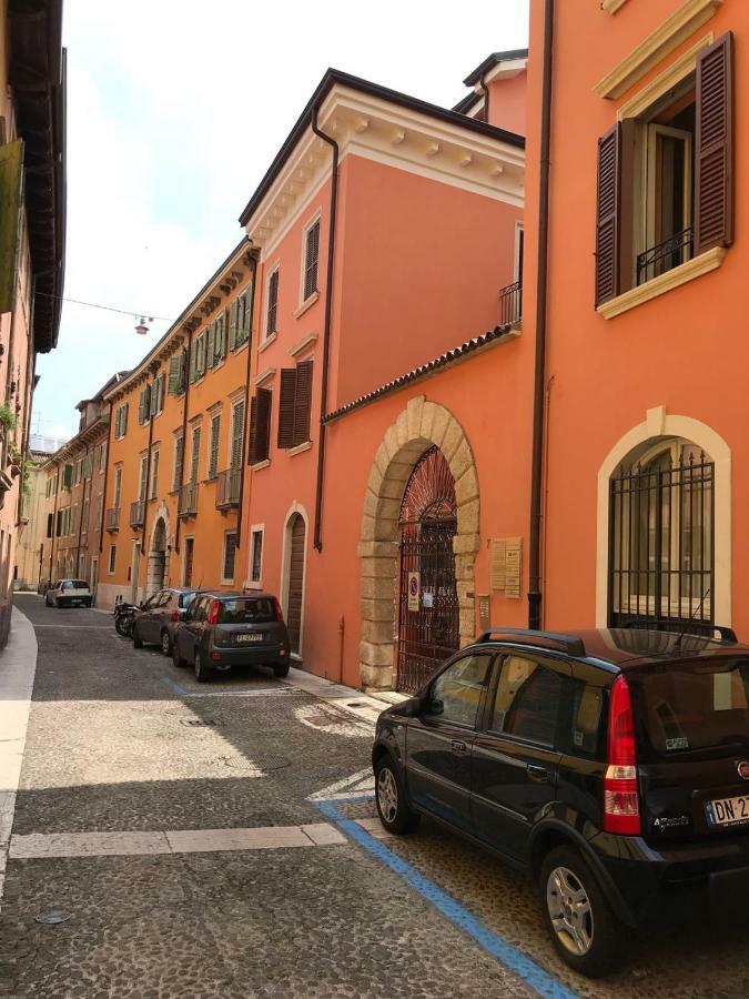 Verona'S Central Apartment Behind The Arena ภายนอก รูปภาพ